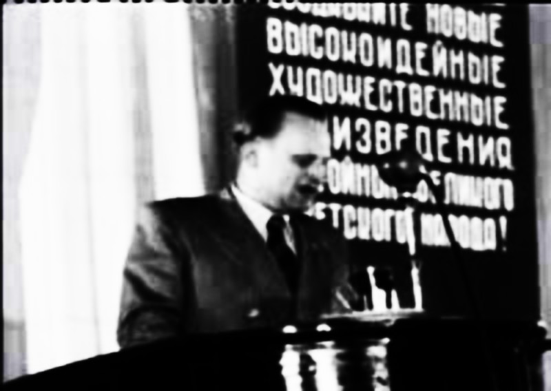 director,manager,managing director,theater director,theatre director,film director,conductor,music director